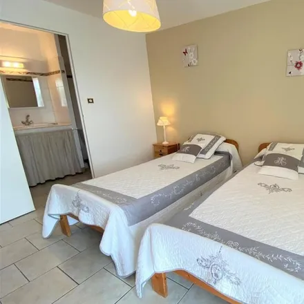 Rent this 2 bed house on 11220 Saint-Laurent-de-la-Cabrerisse