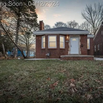 Buy this 2 bed house on 9342 Whitcomb Avenue in Detroit, MI 48228
