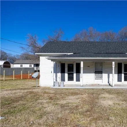 Buy this 2 bed house on 1009 Sharpe Street in Eden, NC 27288