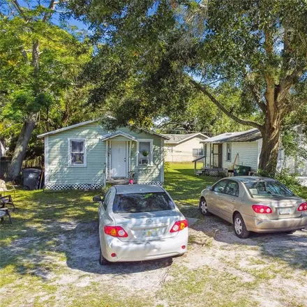 Buy this 3 bed house on 467 Plant Street in Winter Garden, FL 34787