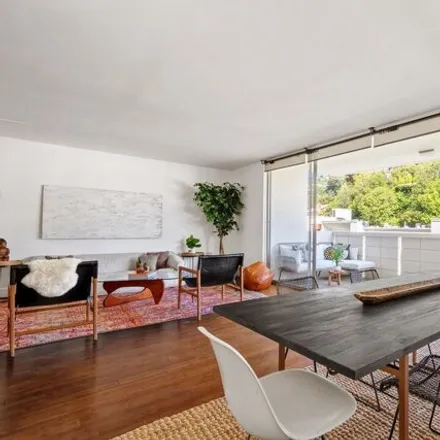 Image 1 - 8779 Shoreham Drive, West Hollywood, CA 90069, USA - Condo for sale