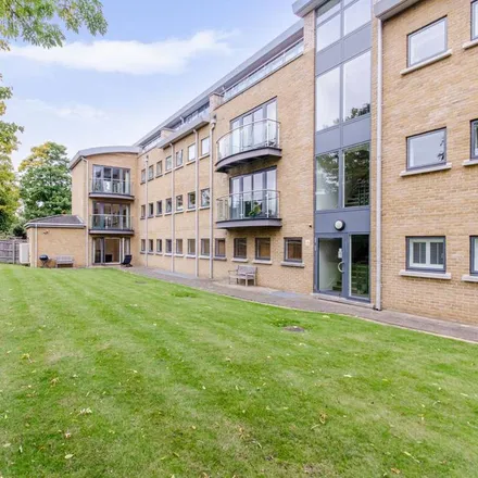 Rent this 2 bed apartment on Cumberland Close in London, SW20 8AT