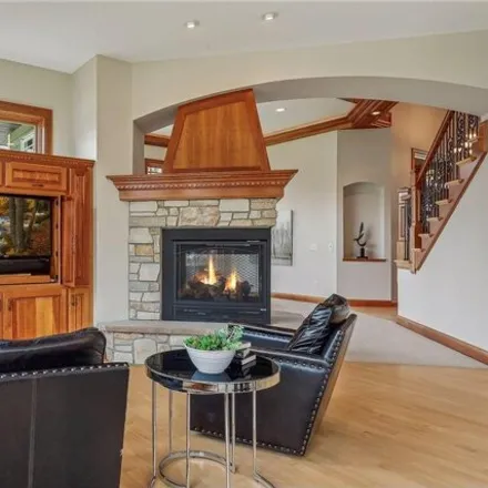 Image 5 - 10771 Crestridge Drive, Minnetonka, MN 55305, USA - House for sale