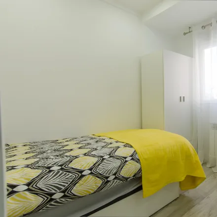 Rent this 4 bed room on Madrid in Calle Aldea del Fresno, 29