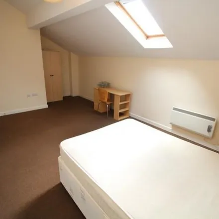Rent this 4 bed apartment on Lawrence Road in Liverpool, L15 0EQ