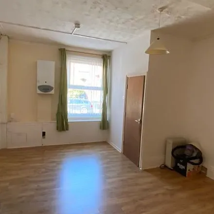 Rent this 1 bed apartment on Edinburgh Grove in Leeds, LS12 3RL