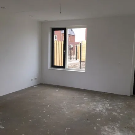Rent this 3 bed apartment on Weeversstraat 2 in 8044 RS Zwolle, Netherlands
