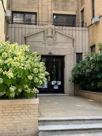 Image 1 - 251 Seaman Avenue, New York, NY 10034, USA - Apartment for rent