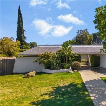 Image 1 - Alley ‎87415, Los Angeles, CA 91324, USA - House for sale