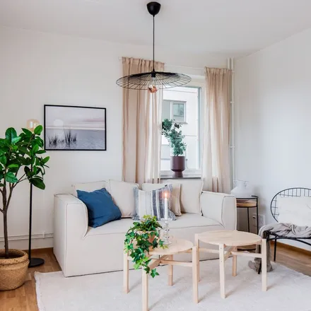 Rent this 3 bed apartment on Björnövägen in 723 56 Västerås, Sweden
