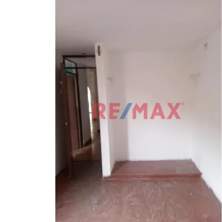 Buy this studio apartment on Avenida Coronel Néstor Gambetta in Callao, Lima Metropolitan Area 07046