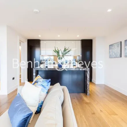 Image 2 - Belvedere Gardens, 5A Belvedere Road, South Bank, London, SE1 7AF, United Kingdom - Apartment for rent