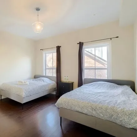 Image 5 - St James Town, Toronto, ON M4X 1P7, Canada - House for rent