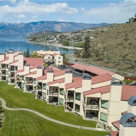 Buy this 2 bed apartment on Lake Chelan Shores Drive in Chelan, Chelan County
