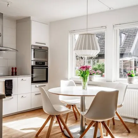 Rent this 6 bed apartment on Trollsjövägen in 237 31 Bjärred, Sweden