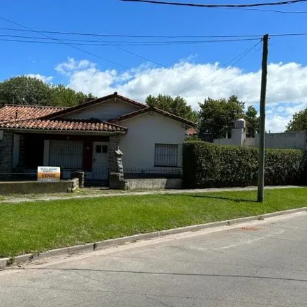 Image 2 - Diagonal Rosende Mitre, Centro - Zona 4, 7607 Miramar, Argentina - House for sale