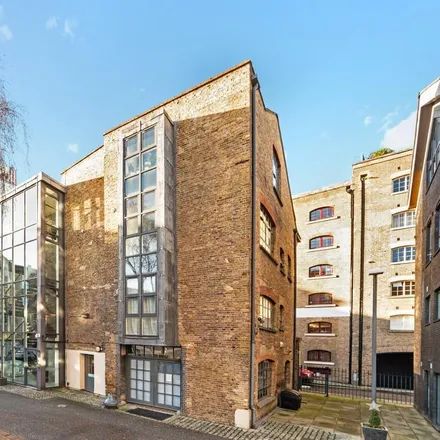 Image 8 - St Saviour's Wharf, 25 Mill Street, London, SE1 2AY, United Kingdom - Apartment for rent
