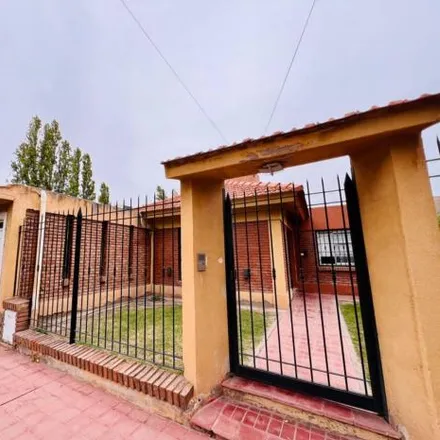 Buy this 3 bed house on Abraham Lincoln in La Cieneguita, 5539 Mendoza
