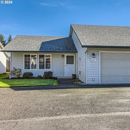 Buy this 3 bed condo on 5318 Northeast 84th Loop in Vancouver, WA 98662