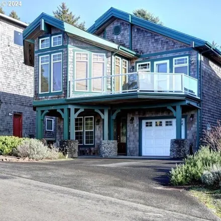 Buy this 4 bed house on Chapman Beach in Oak Street, Cannon Beach