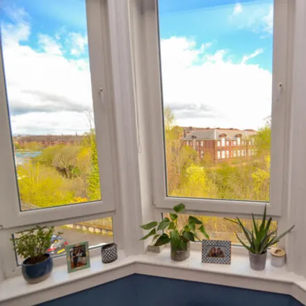 Image 5 - 37 Holmhead Crescent, New Cathcart, Glasgow, G44 4HG, United Kingdom - Apartment for sale