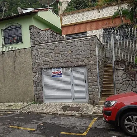 Buy this 3 bed house on Avenida Presidente Itamar Franco in São Mateus, Juiz de Fora - MG