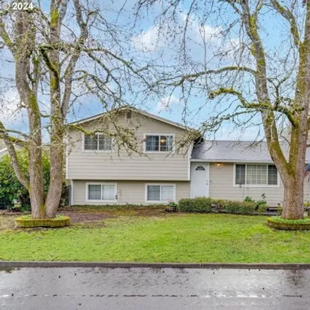 Buy this 4 bed house on 8819 Northeast 90th Avenue in Vancouver, WA 98662