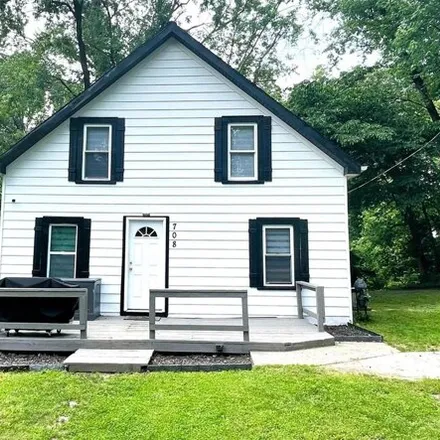 Buy this 3 bed house on 898 Thomas Street in Edwardsville, IL 62025