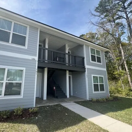 Rent this 2 bed house on Sweetbay Lane in Oak Hill, Jacksonville