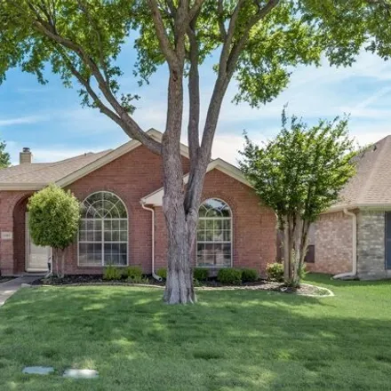 Buy this 3 bed house on 11015 Canoe Road in Frisco, TX 75035