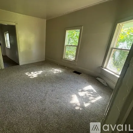 Image 9 - 1212 Summit Ave, Unit 1 - Apartment for rent