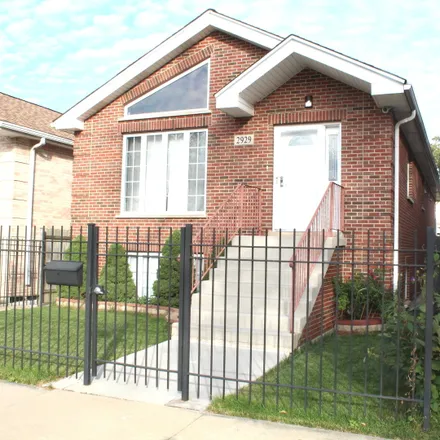 Image 1 - Beat 2511, 2929 North Rutherford Avenue, Chicago, IL 60634, USA - House for sale
