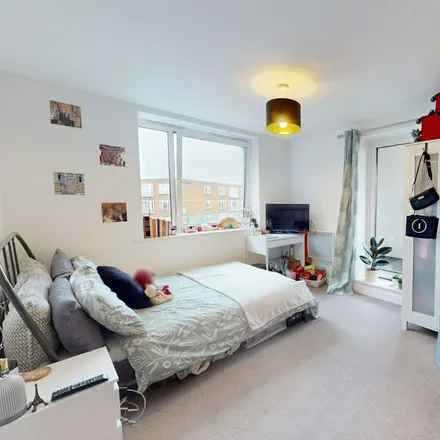 Image 2 - Kingscote Way, Brighton, BN1 4GX, United Kingdom - Apartment for rent
