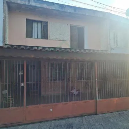 Buy this studio house on Ribeirão Pires Futebol Clube in Avenida Prefeito Valdírio Prisco 330, Jardim Itacolomy