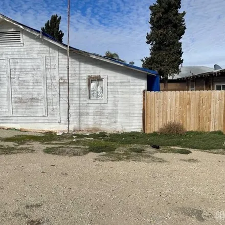 Image 3 - 426 Harrison Street, Ford City, Kern County, CA 93268, USA - House for sale