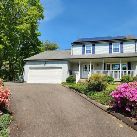 Buy this 3 bed house on 191 Briarwood Drive in Manchester, CT 06040