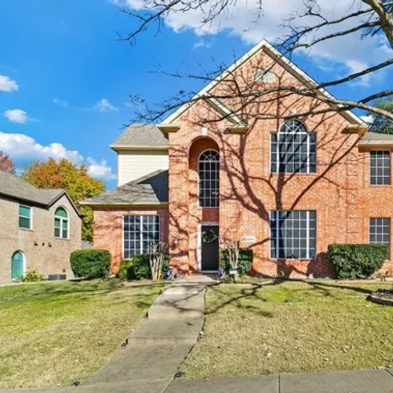 Buy this 5 bed house on 1913 Greenhill Drive in Rowlett, TX 75088