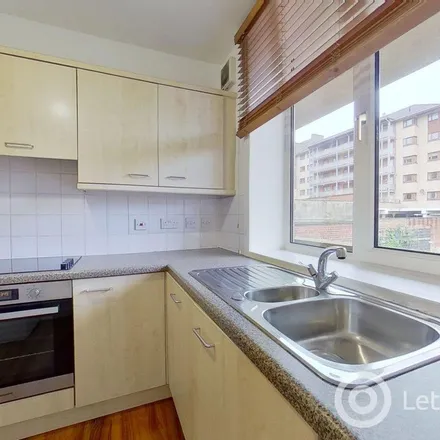 Image 5 - 8 Mingarry Street, North Kelvinside, Glasgow, G20 8NT, United Kingdom - Apartment for rent