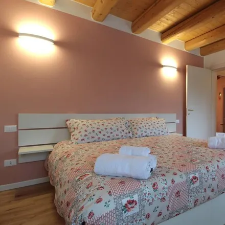 Rent this 4 bed house on 30030 Vigonovo VE