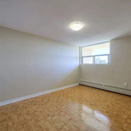 Image 2 - 183 Shaughnessy Boulevard, Toronto, ON M2J 2G3, Canada - Apartment for rent