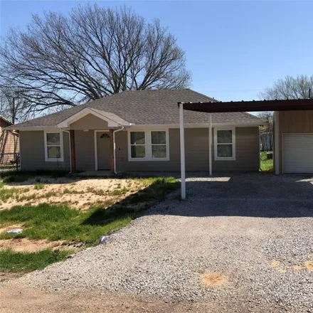 Rent this 3 bed house on 246 Elmwood Street in Parker County, TX 76020