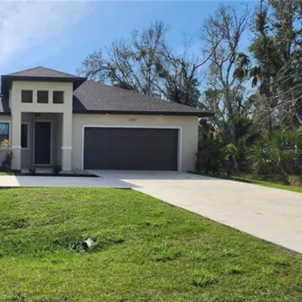 Rent this 3 bed house on 2721 East Price Boulevard in North Port, FL 34288
