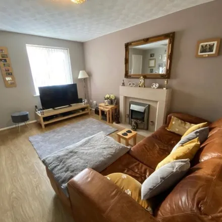 Image 4 - Stratton Close, Wallasey, CH45 7SJ, United Kingdom - Townhouse for rent