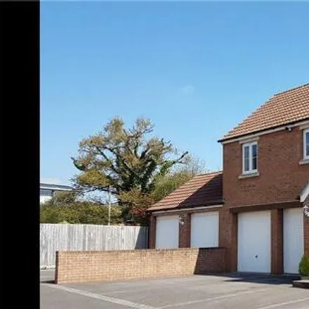 Rent this 2 bed room on Alvington Fields in Somerset, BA22 8AY
