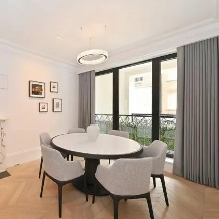 Image 5 - 4-13 Little Chester Street, London, SW1X 7AS, United Kingdom - Townhouse for rent