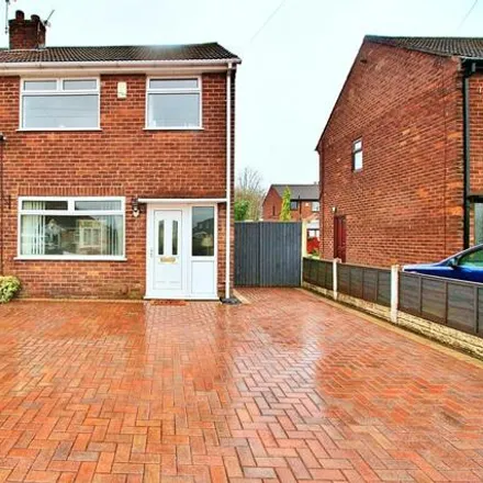 Buy this 3 bed duplex on Richmond Road in Hindley, WN2 4ND
