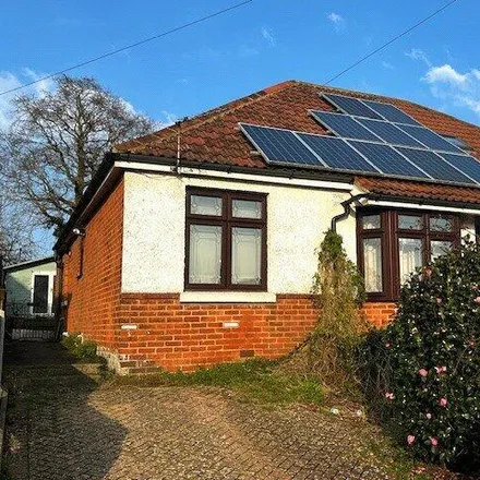 Buy this 2 bed house on Onibury Road in Southampton, SO18 2DD