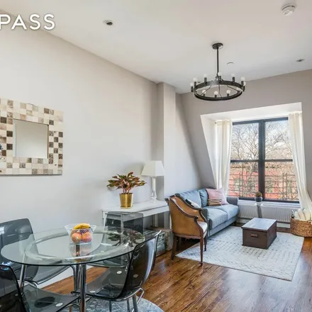 Image 8 - 356 Halsey Street, New York, NY 11216, USA - Townhouse for rent