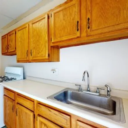 Rent this 3 bed apartment on #1,11a Linden Street
