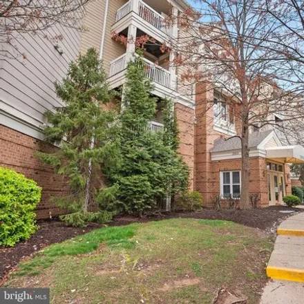 Buy this 2 bed condo on 12941 Alton Square in Herndon, VA 20170